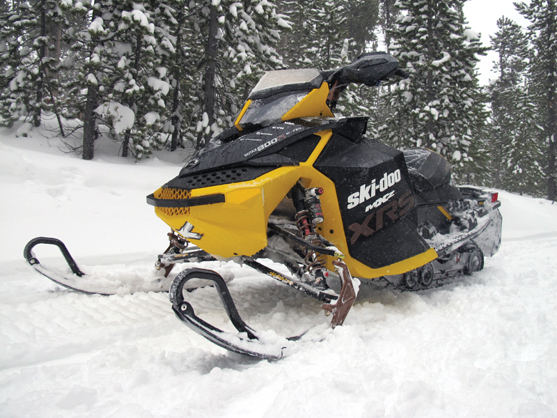 Snowmobile Snow Machine Sled Cover fits Ski Doo Bombardier Summit SP E-TEC 600 H.O 200 Denier Storage Cover. 146 for Model Years 2012-2018
