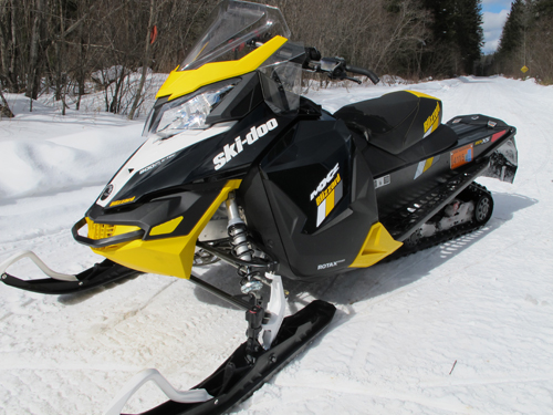 2016 Ski-Doo MX Z Blizzard test ride