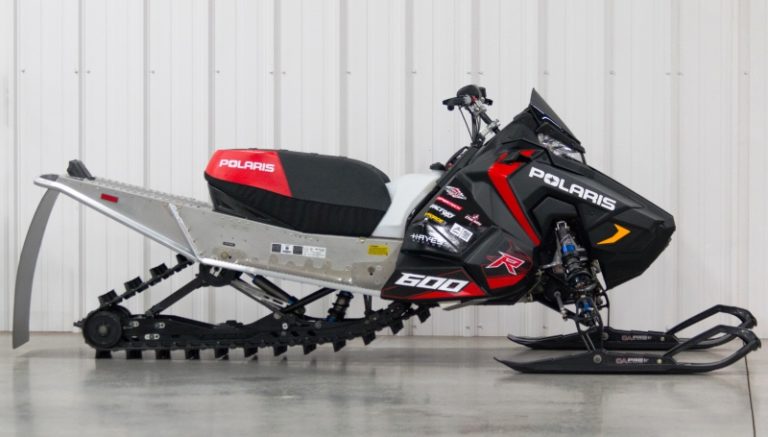 2020 Polaris 600R Race Sled Gets Interesting Track Design | SnowGoer