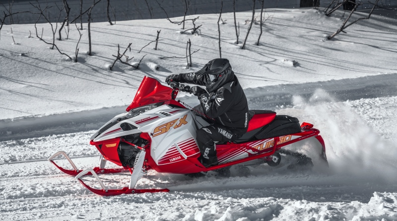 2022 Yamaha Sidewinder SRX LE snowmobile