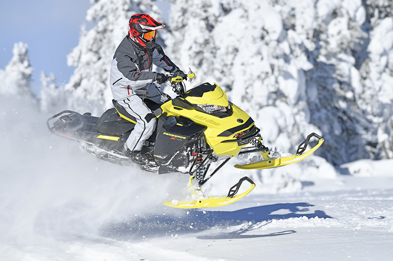 2022 Ski-Doo Renegade X-RS