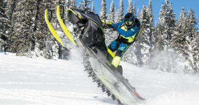 2023 Ski-Doo Summit X with Expert Package
