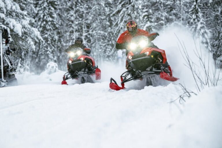 2024 Lynx Snowmobiles Benefit From Chassis Feature Upgrades SnowGoer   2024 Lynx Rave RE 768x512 