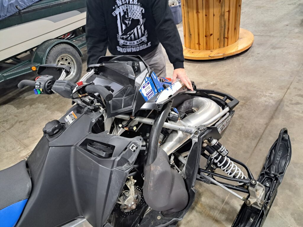 Remove hood