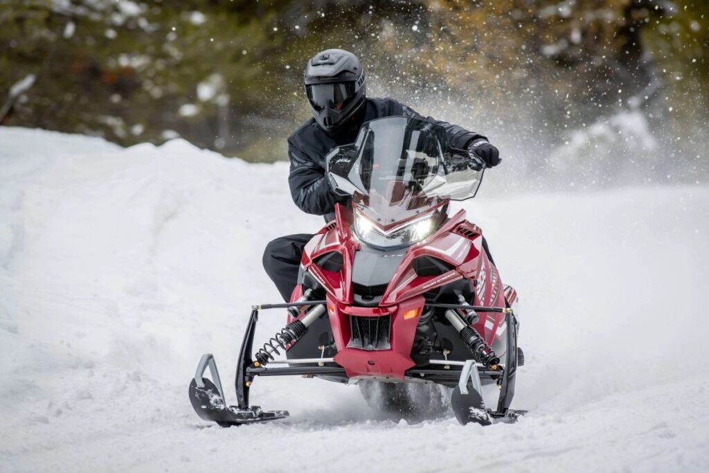 How Electronic Power Steering Changes the Ride on Trail Snowmobiles