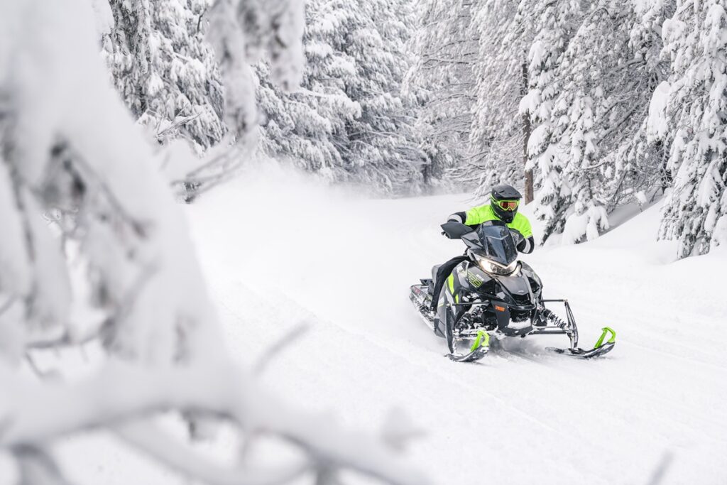 2027 Arctic Cat Thundercat 9000—Trail Master