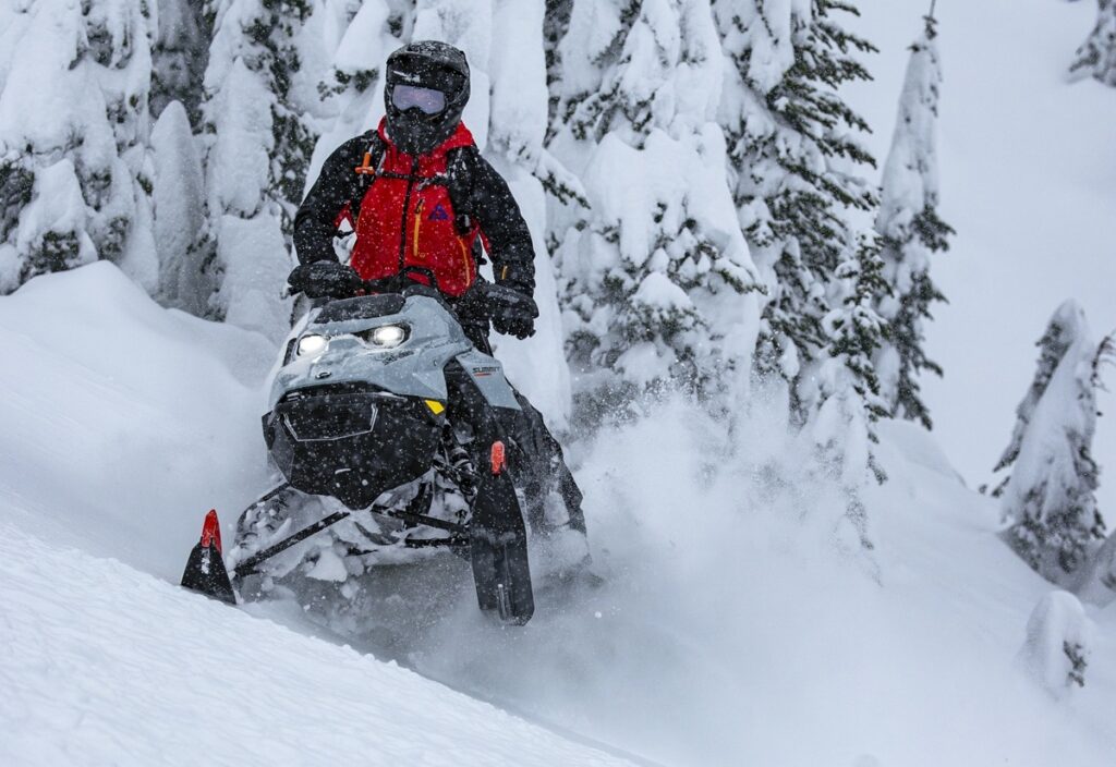2027 Ski-Doo Summit Lineup