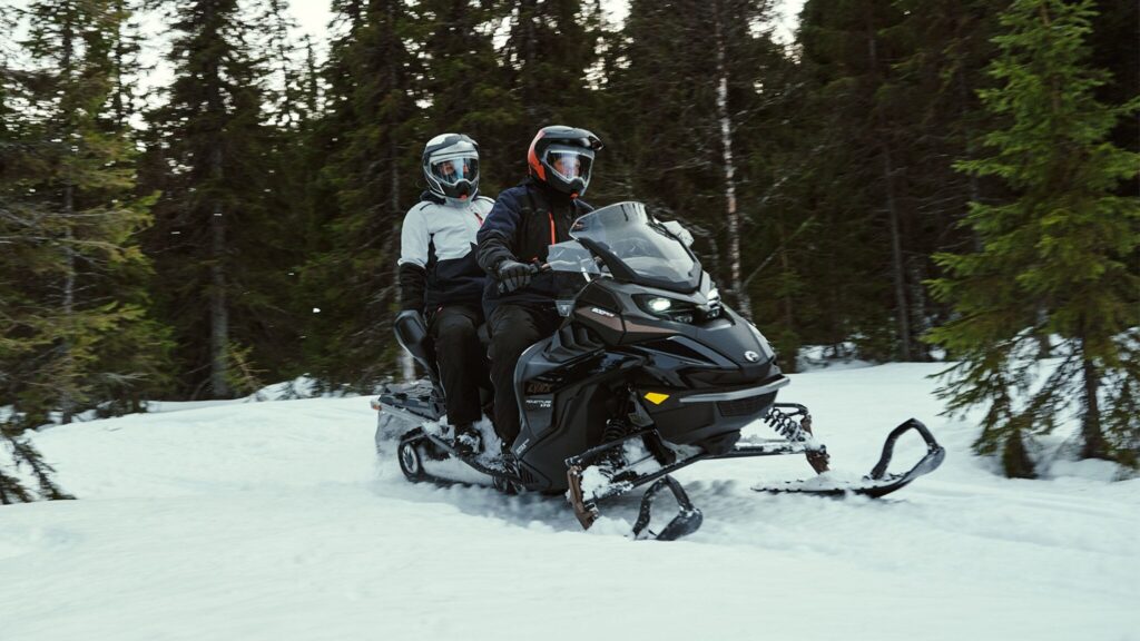 2027 Lynx Adventure